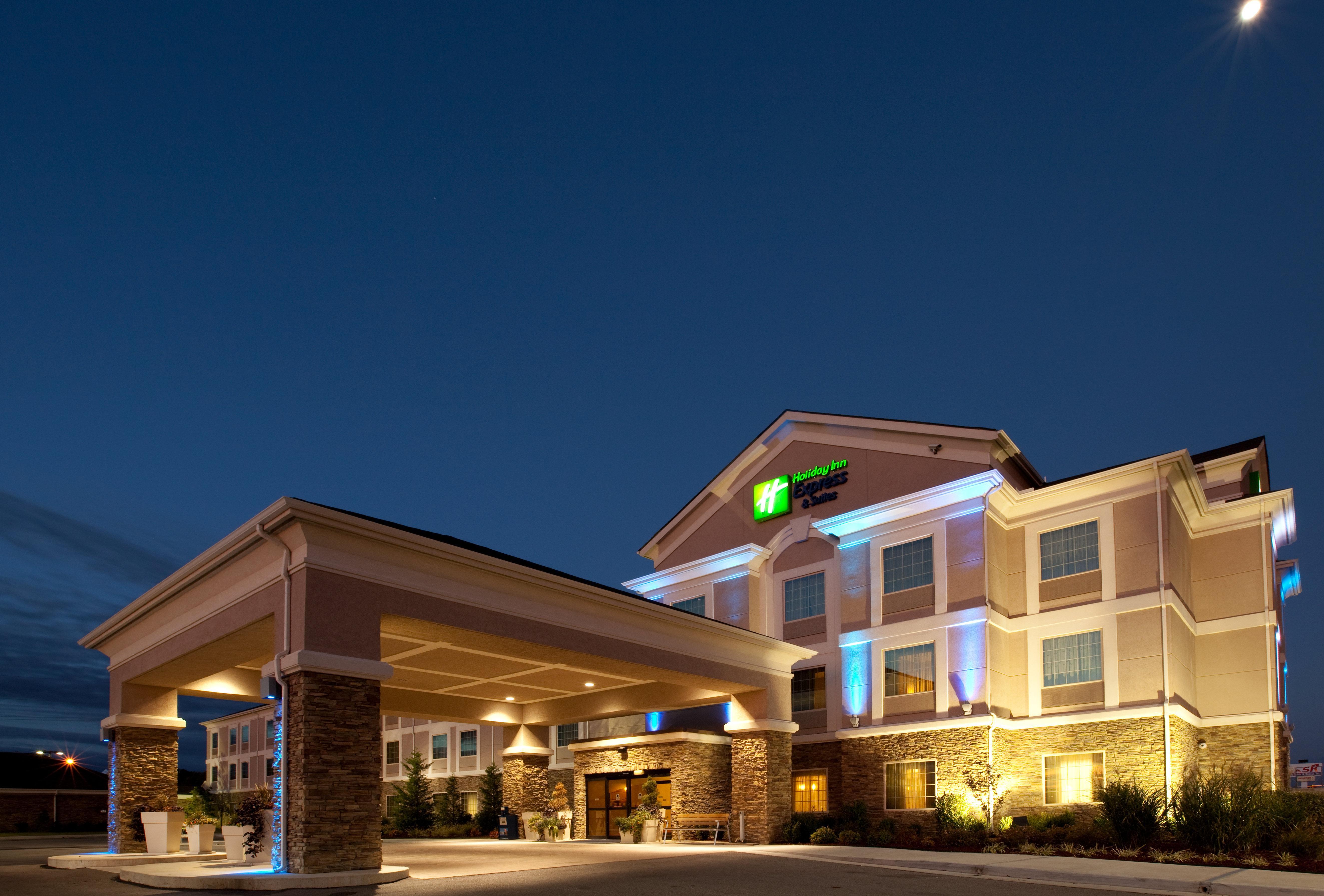 Holiday Inn Express Hotel And Suites Ada By Ihg Екстер'єр фото