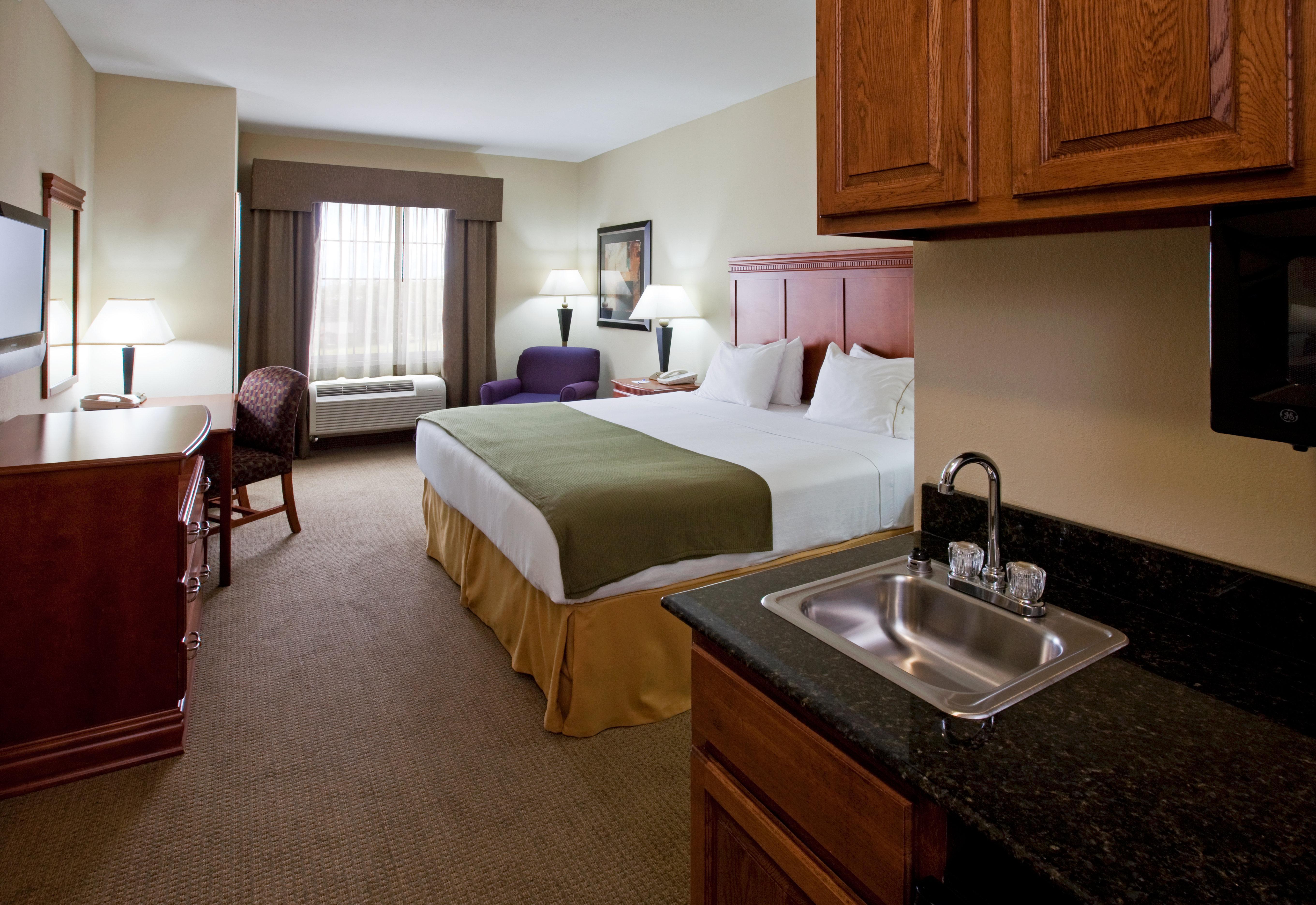 Holiday Inn Express Hotel And Suites Ada By Ihg Номер фото
