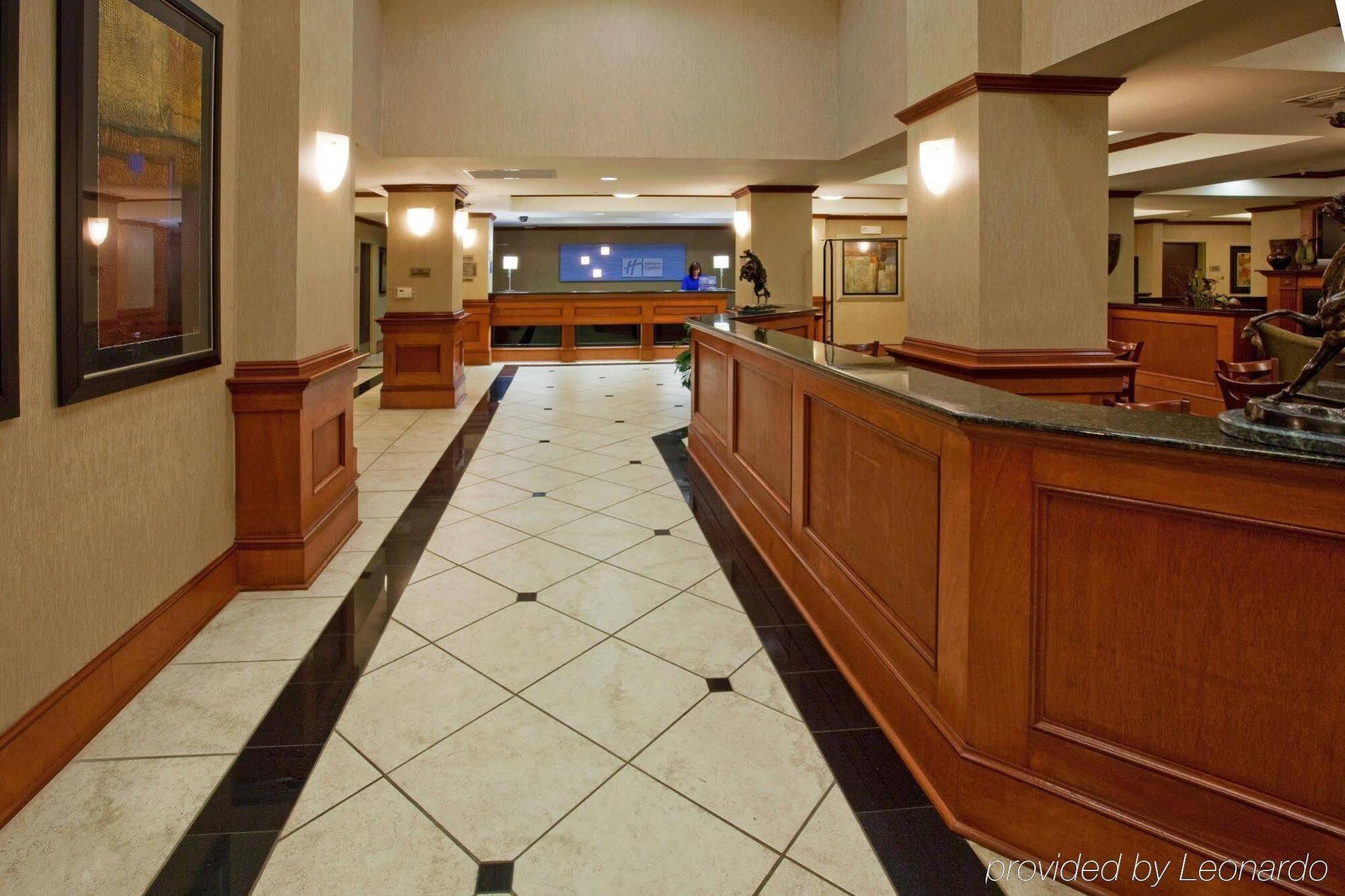 Holiday Inn Express Hotel And Suites Ada By Ihg Екстер'єр фото
